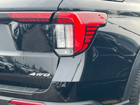 New 2025 Ford Explorer Platinum w/ Ultimate Package image 7