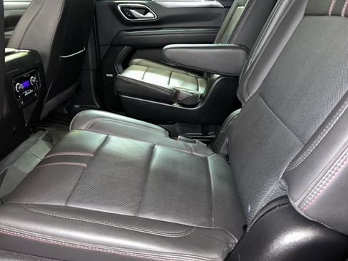 Used 2024 Chevrolet Suburban RST w/ Luxury Package AWD/4WD image 5