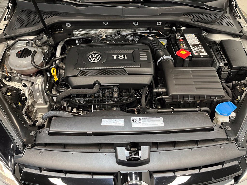 Used 2016 Volkswagen Golf S FWD image 20