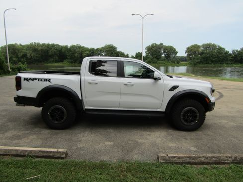 New 2025 Ford Ranger Raptor image 5