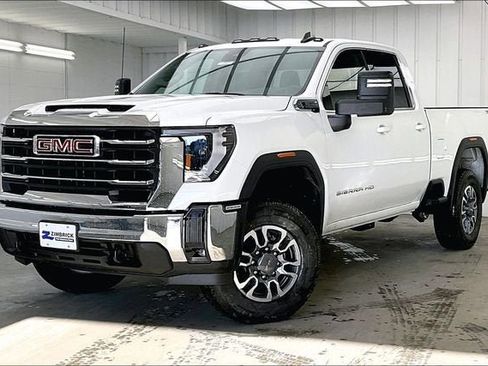 New 2026 GMC Sierra 2500 SLE AWD/4WD image 2