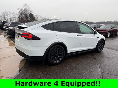 Used 2023 Tesla Model X image 2
