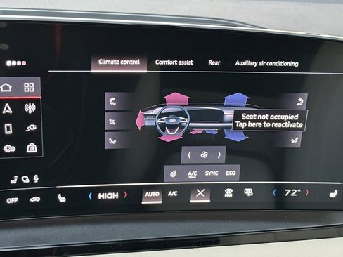 New 2025 Audi Q6 e-tron Premium image 20