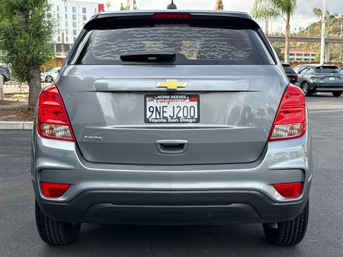 Used 2020 Chevrolet Trax LS FWD image 8