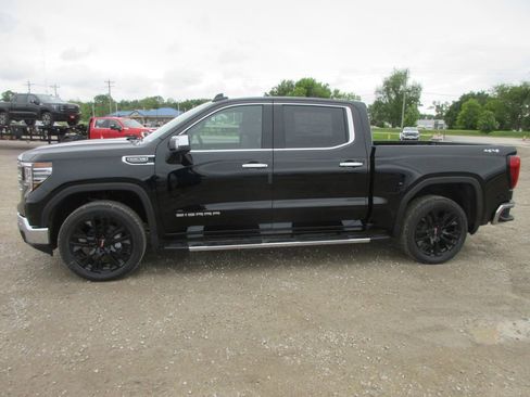 New 2026 GMC Sierra 1500 SLT w/ SLT Premium Plus Package AWD/4WD image 10