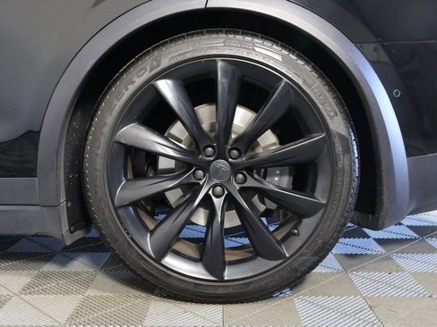 Used 2021 Tesla Model X Long Range image 15