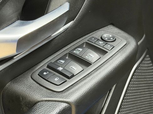 Used 2022 RAM 1500 Big Horn image 23