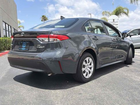 Used 2023 Toyota Corolla LE FWD image 6