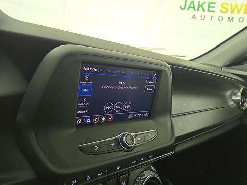 Certified 2021 Chevrolet Camaro LT image 19