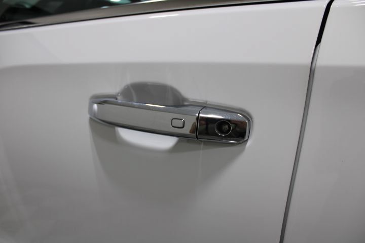 Used 2023 GMC Sierra 1500 Denali w/ Denali Reserve Package AWD/4WD image 18