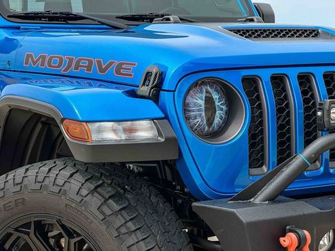 Used 2021 Jeep Gladiator Mojave AWD/4WD image 10