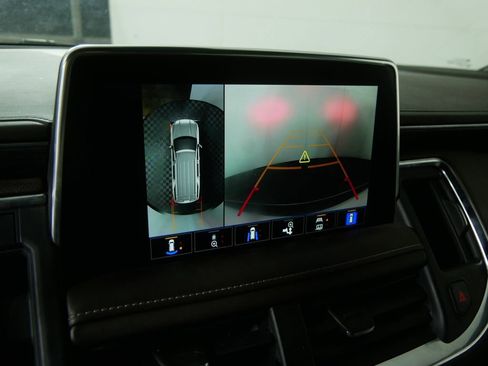 Used 2022 GMC Yukon SLT image 28