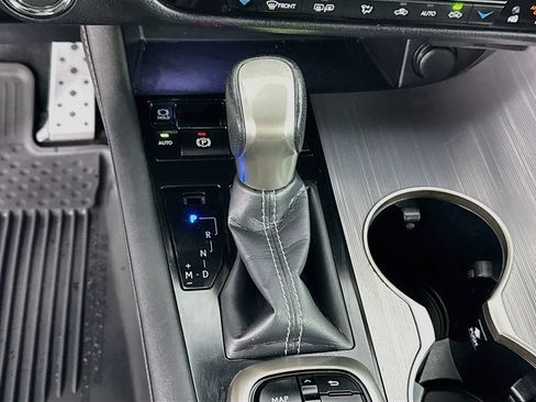 Used 2017 Lexus RX 350 F Sport w/ Cold Weather Package AWD/4WD image 18