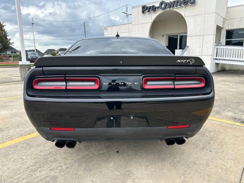 Used 2019 Dodge Challenger SRT Hellcat Redeye RWD image 6