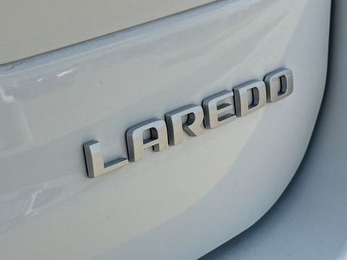 Used 2025 Jeep Grand Cherokee L Laredo w/ Luxury Tech Group I AWD/4WD image 10