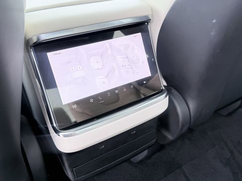 Used 2023 Tesla Model X AWD/4WD image 46