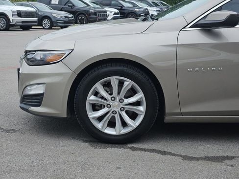 Used 2022 Chevrolet Malibu LT FWD image 6