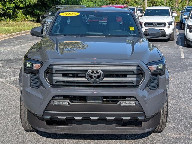 Used 2025 Toyota Tacoma SR5 AWD/4WD image 2