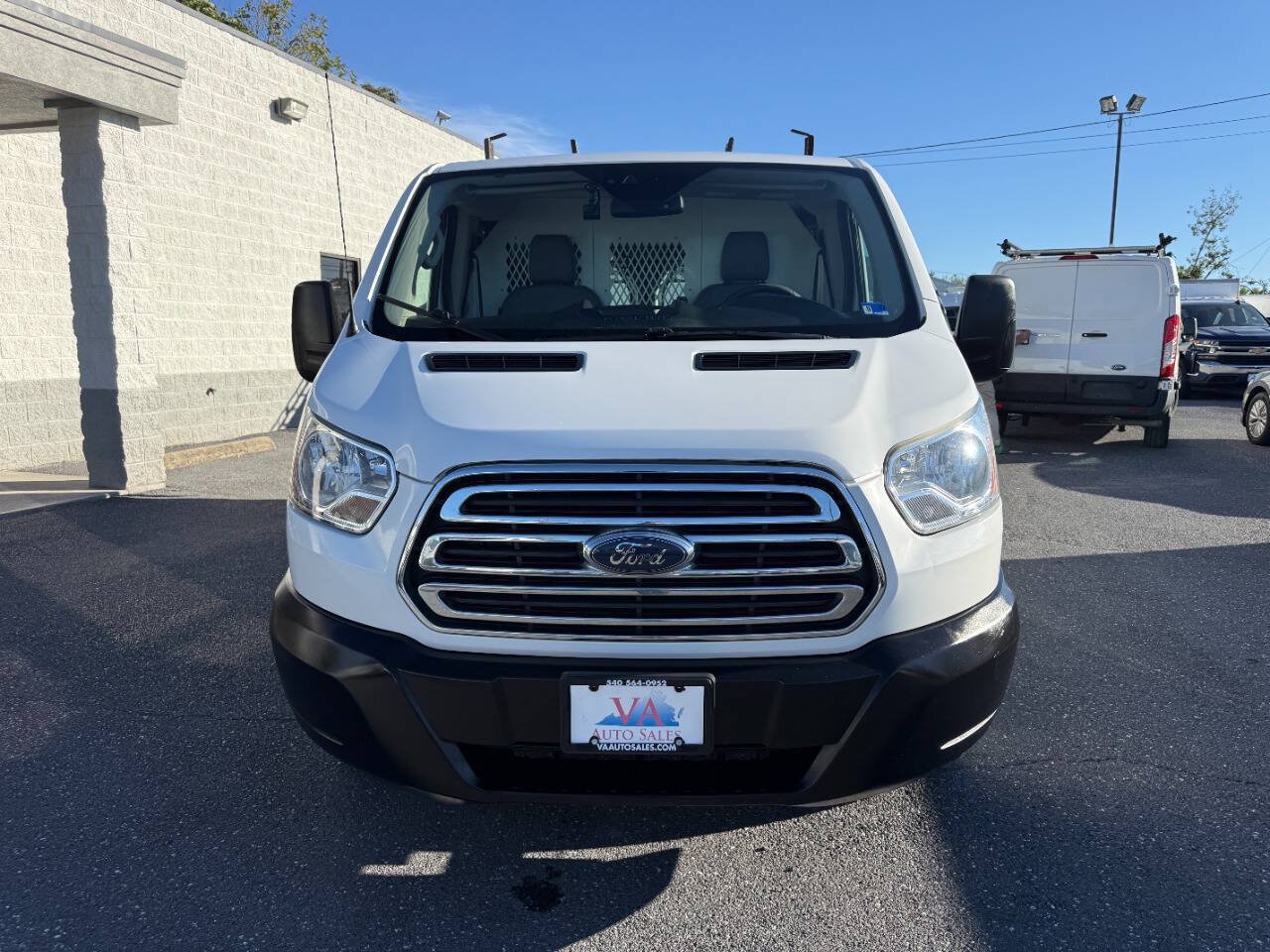 Used 2018 Ford Transit 350 148 Low Roof w/ Exterior Upgrade Package RWD image 30