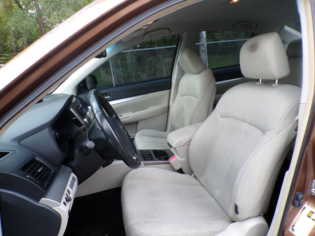 Used 2012 Subaru Legacy 2.5i Premium w/ All-Weather Pkg AWD/4WD image 13