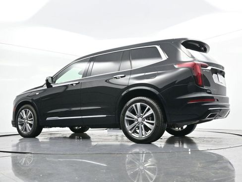 Certified 2025 Cadillac XT6 Premium Luxury image 46
