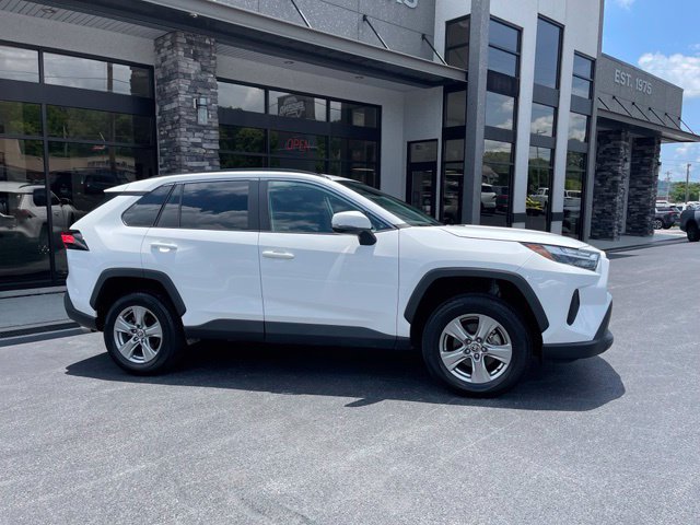 Used 2024 Toyota RAV4 XLE AWD/4WD image 13