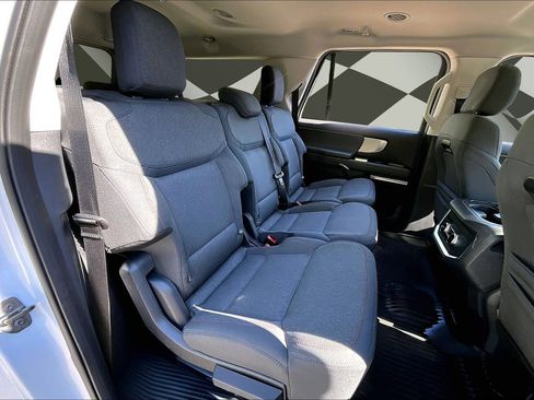 Used 2025 Ford Expedition Max Active image 27