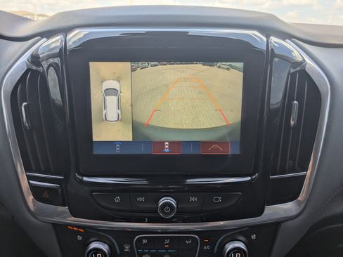 Used 2019 Chevrolet Traverse Premier w/ Driver Confidence II Package image 27