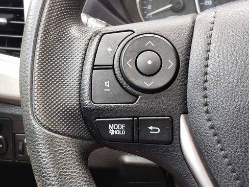 Used 2016 Toyota Corolla LE FWD image 20