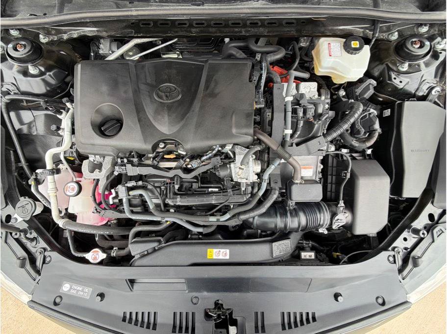 Used 2022 Toyota Camry LE FWD image 30