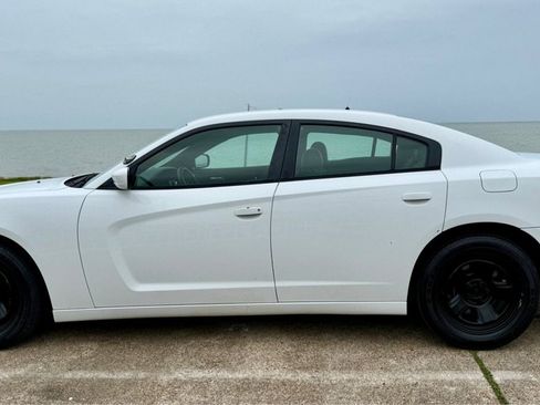 Used 2014 Dodge Charger Police w/ Street Appearance Group RWD image 8