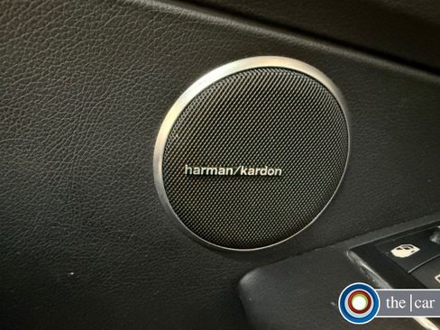 Used 2013 Mercedes-Benz SLK 250 image 24