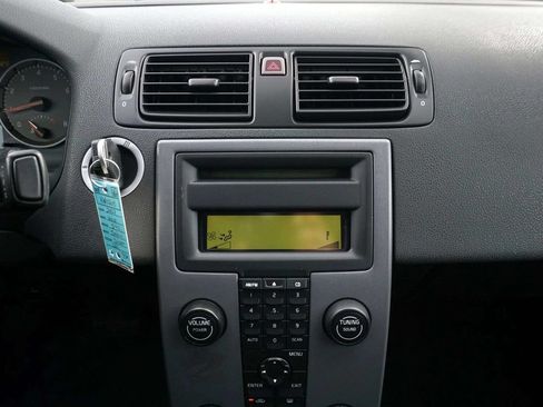 Used 2007 Volvo S40 2.4i FWD image 19