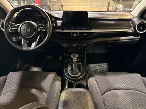 Used 2020 Kia Forte LXS FWD image 15