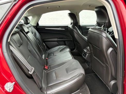 Used 2014 Ford Fusion Titanium FWD image 9
