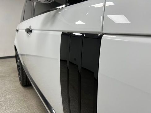 Used 2015 Land Rover Range Rover Supercharged AWD/4WD image 12