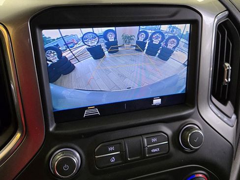 Used 2021 Chevrolet Silverado 1500 RST w/ Bed Protection Package image 11