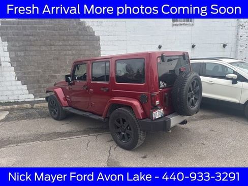 Used 2012 Jeep Wrangler Unlimited Sahara image 9