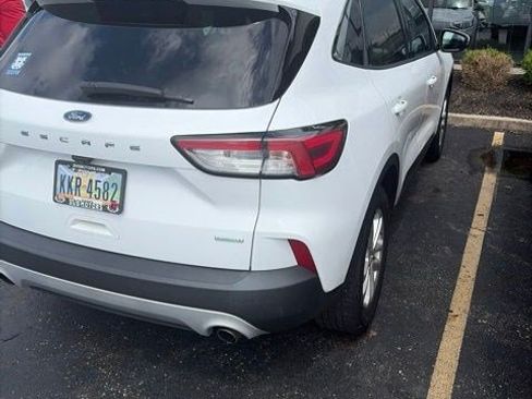 Used 2020 Ford Escape SE FWD image 6