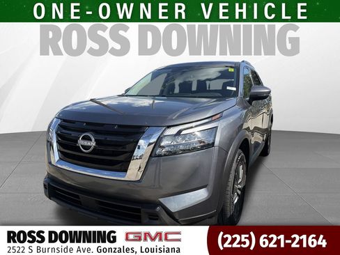 Used 2024 Nissan Pathfinder SV FWD image 1