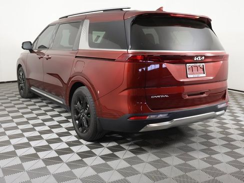 Certified 2024 Kia Carnival SX image 6