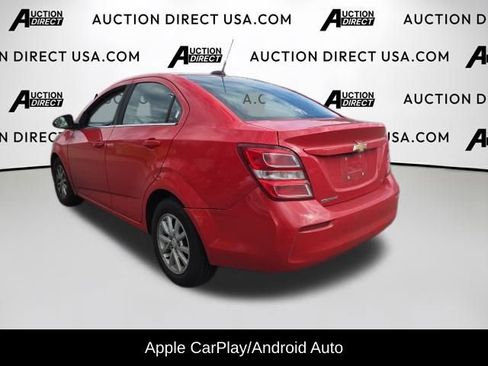 Used 2017 Chevrolet Sonic LT image 9