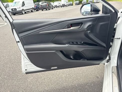 Certified 2025 Toyota Camry XSE FWD image 23