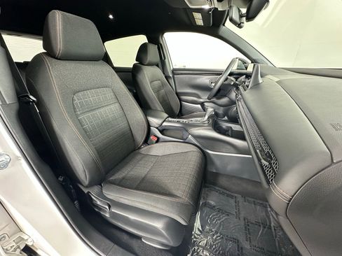 Used 2024 Honda HR-V Sport image 6