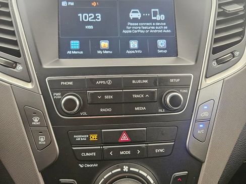 Used 2018 Hyundai Santa Fe Sport w/ 2.4L Value Package 02 AWD/4WD image 18