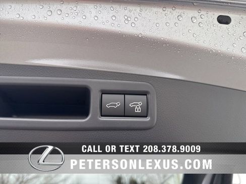 New 2026 Lexus RX 450h LUXURY AWD image 21