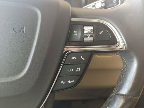 Used 2019 Lincoln Navigator Reserve w/ Cargo Package AWD/4WD image 20