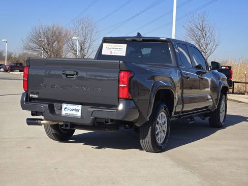 Certified 2025 Toyota Tacoma SR5 image 7