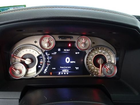 Used 2016 RAM 1500 Laramie Longhorn w/ Convenience Group AWD/4WD image 18