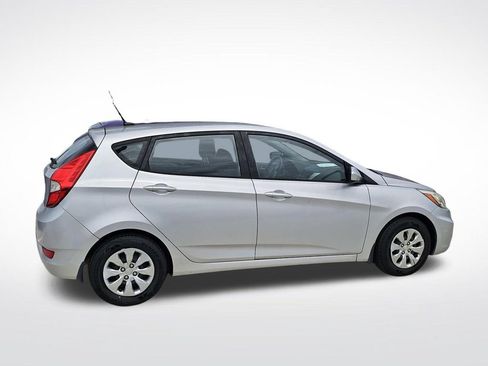 Used 2017 Hyundai Accent SE FWD image 11